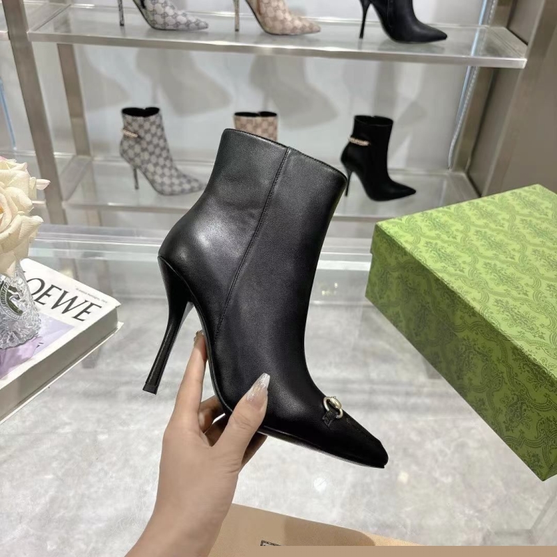 G*u*i boots